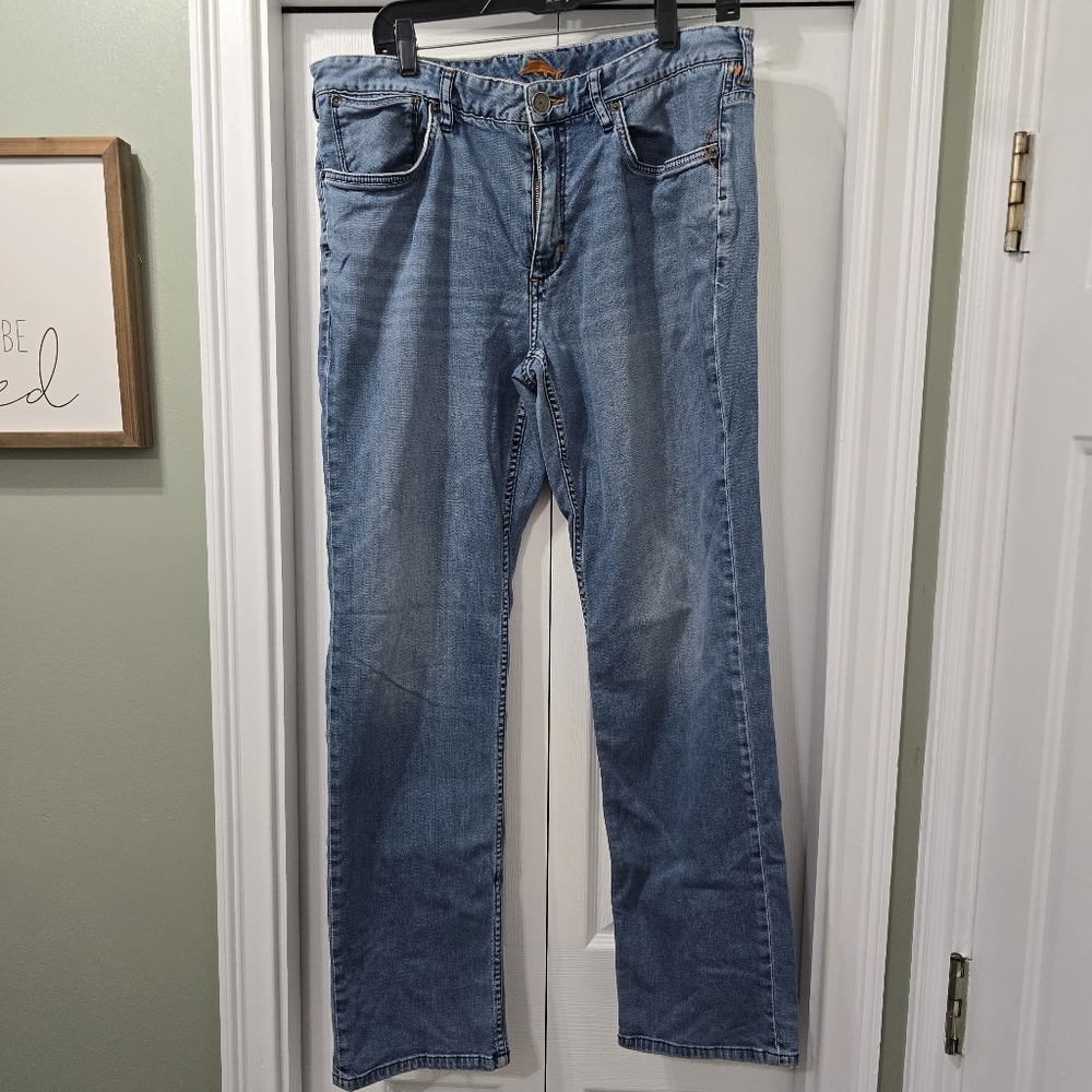 Tommy Bahama Authentic Straight Leg Blue Jeans Size 36x32 Classic Denim